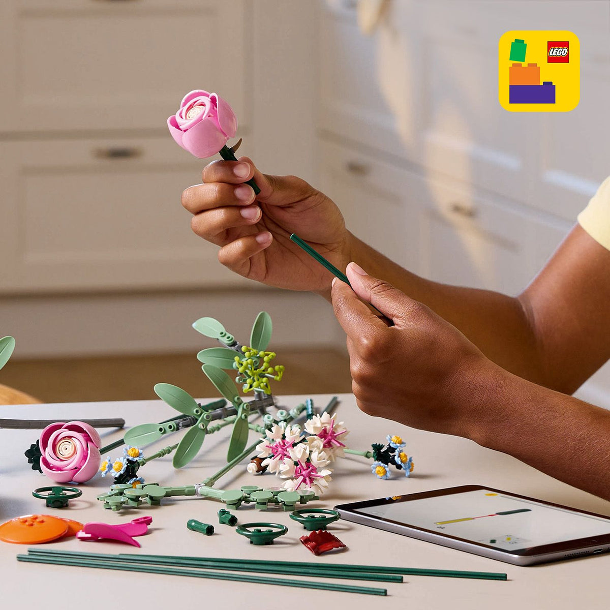 LEGO® - Pretty Pink Flower Bouquet - 10342