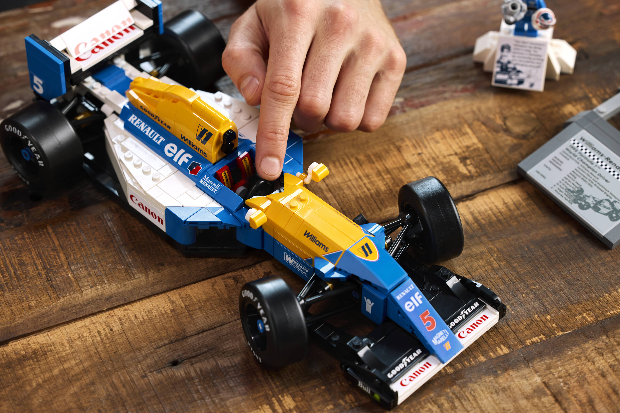 LEGO® Icons - Williams Racing FW14B & Nigel Mansell - 10353