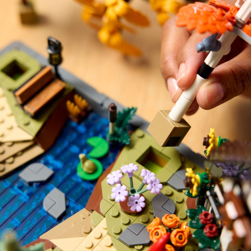 LEGO® - Autumn Cottage Garden - 11372