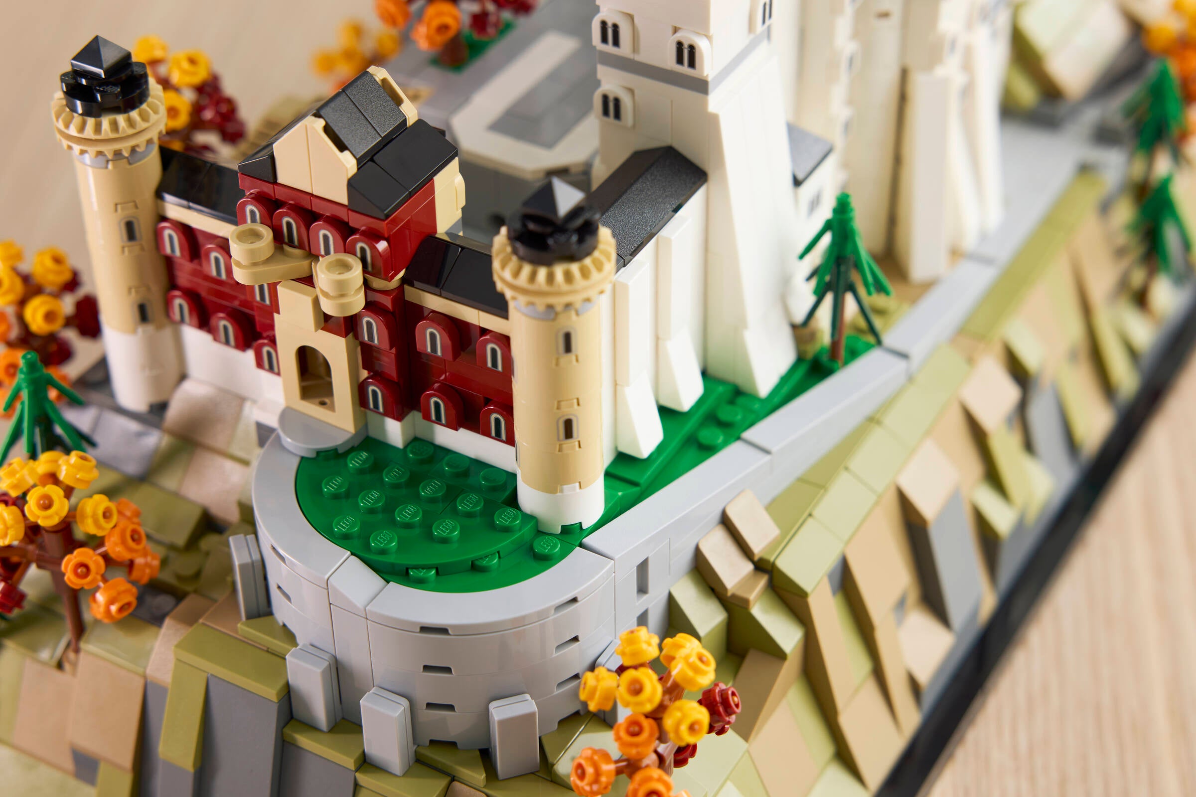 LEGO® Icons - Neuschwanstein Castle - 21063