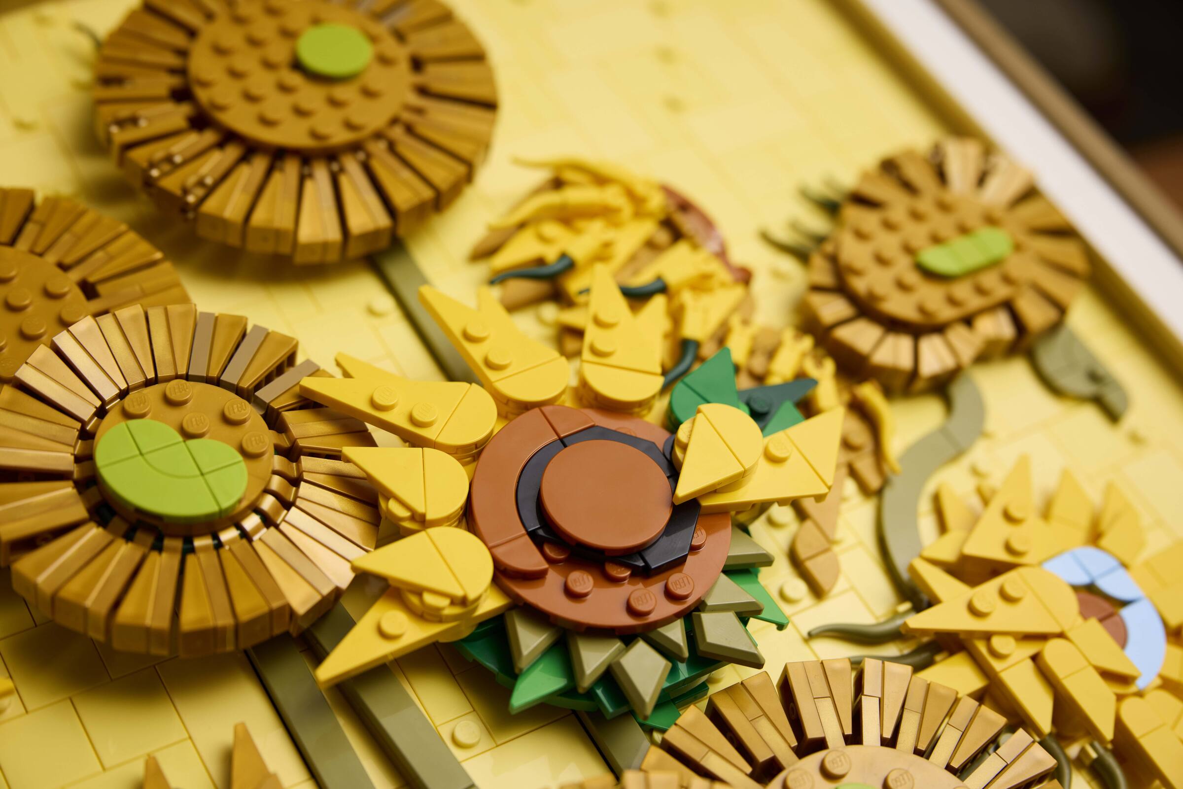 LEGO® Icons - Vincent van Gogh – Sunflowers - 31215