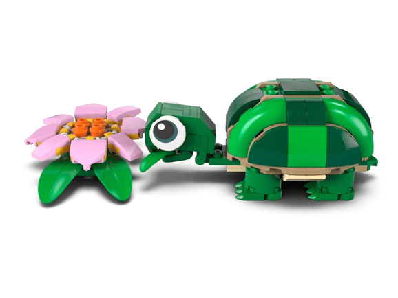 LEGO® - Creator 3-in-1 Turtle with a Water Lily Flower - 31377