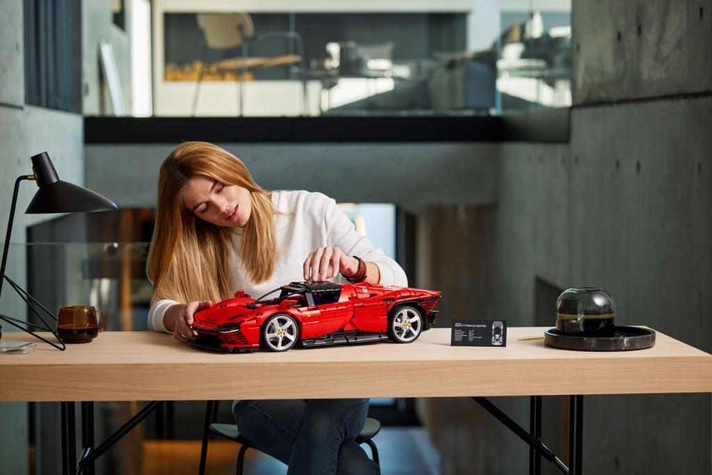 LEGO® Icons - Ferrari Daytona SP3 - 42143