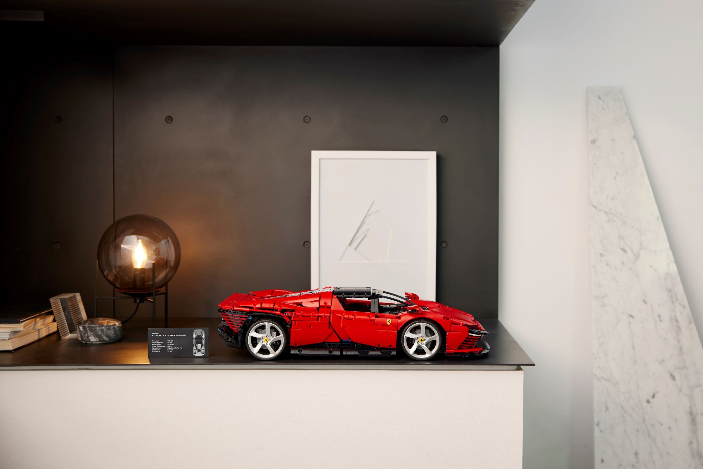 LEGO® Icons - Ferrari Daytona SP3 - 42143