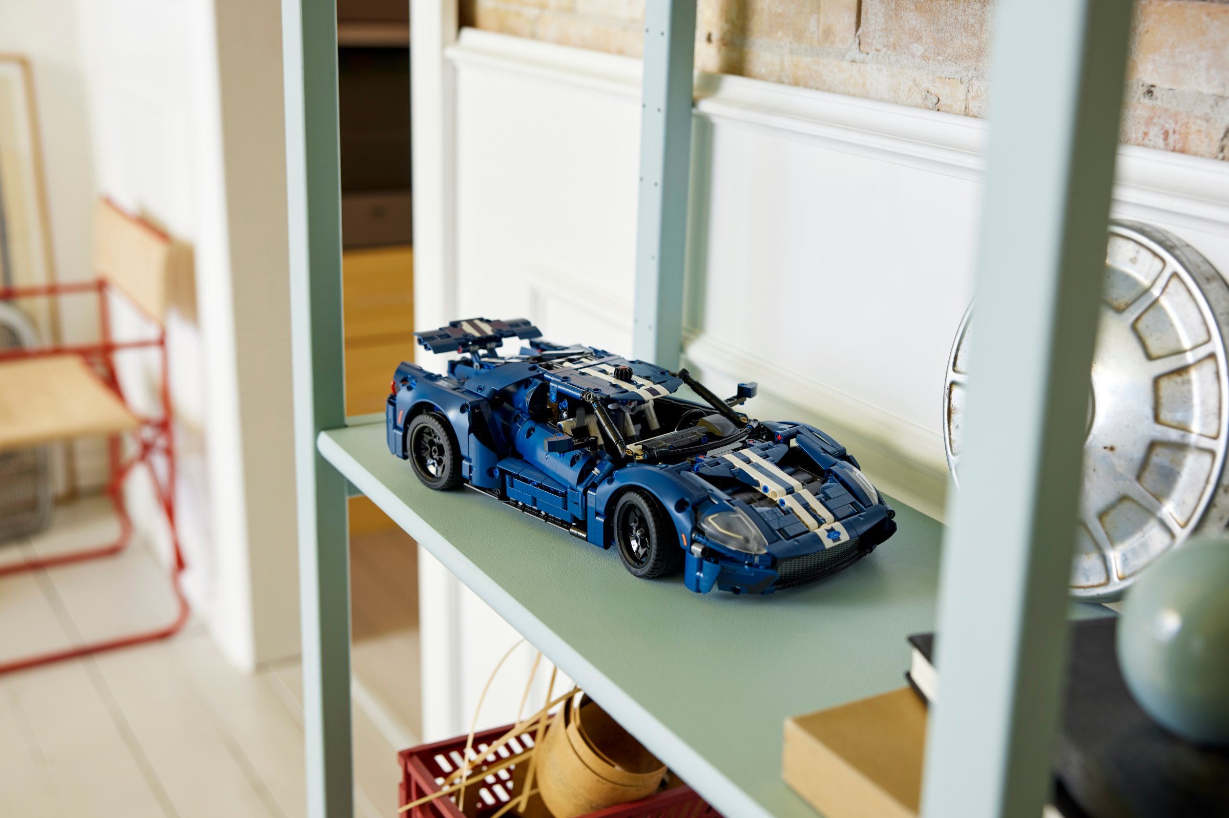 LEGO® Icons - 2022 Ford GT - 42154