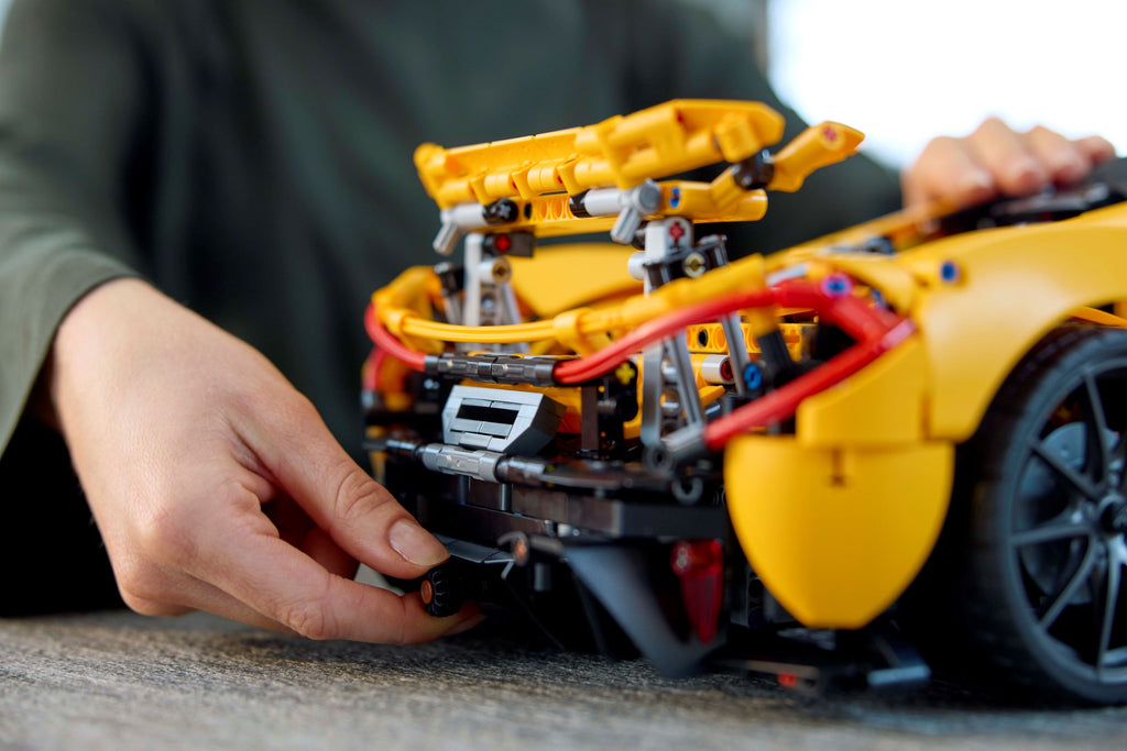 LEGO® Icons - McLaren P1 - 42172