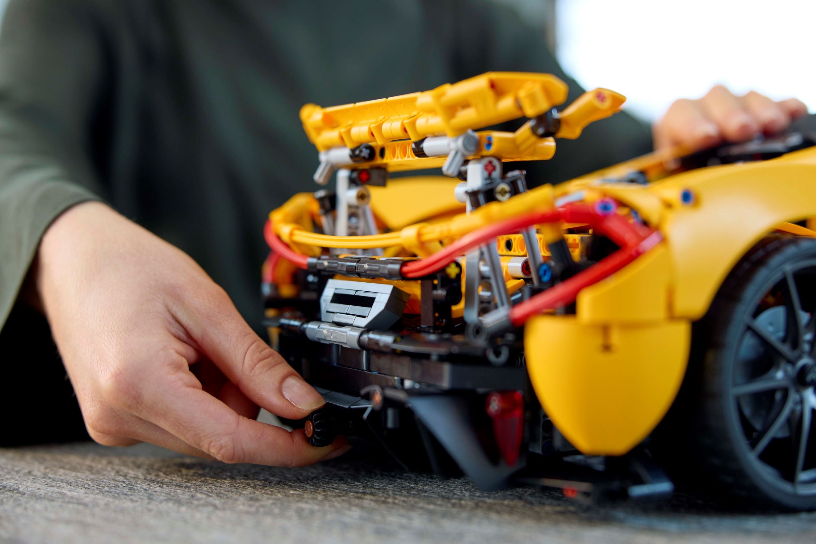LEGO® Icons - McLaren P1 - 42172
