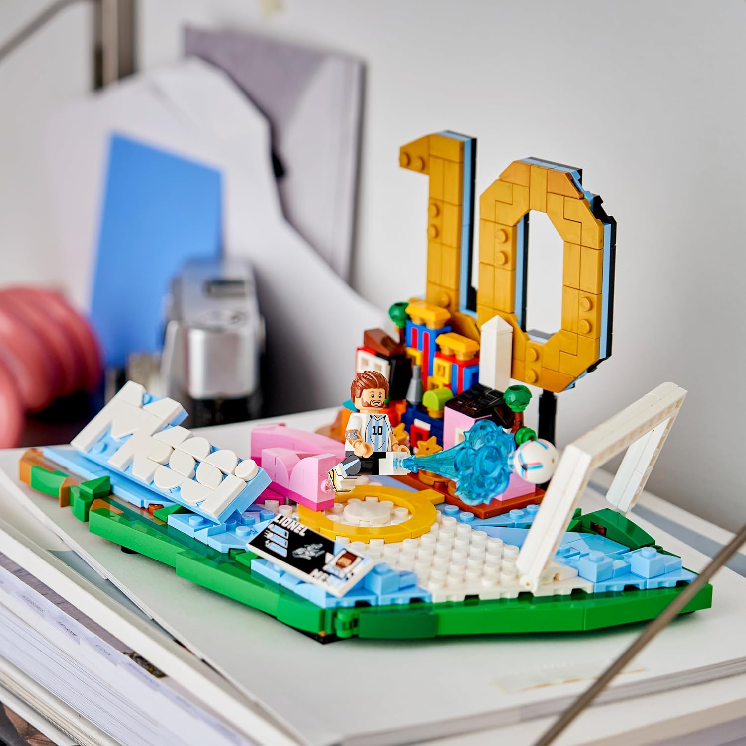 LEGO Editions  – Lionel Messi – Football Highlights - 43011