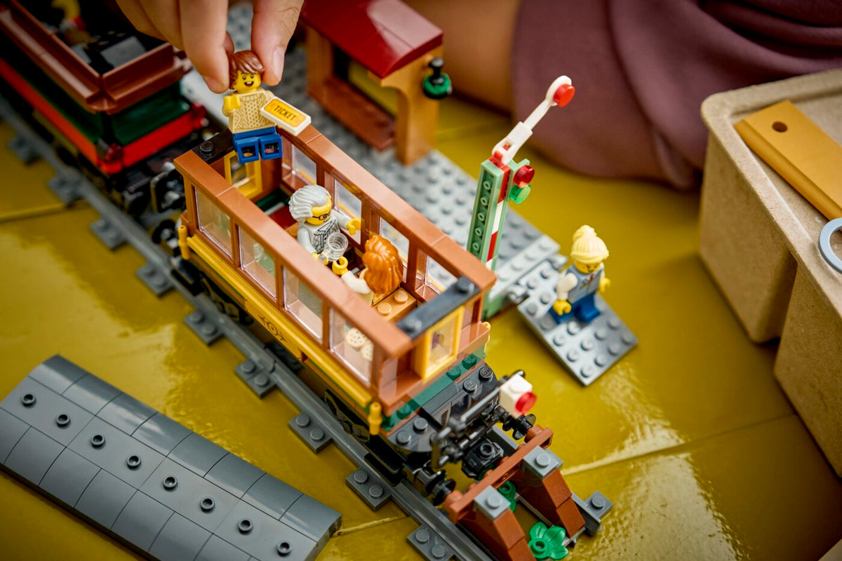 LEGO® - Vintage Steam Train - 60511
