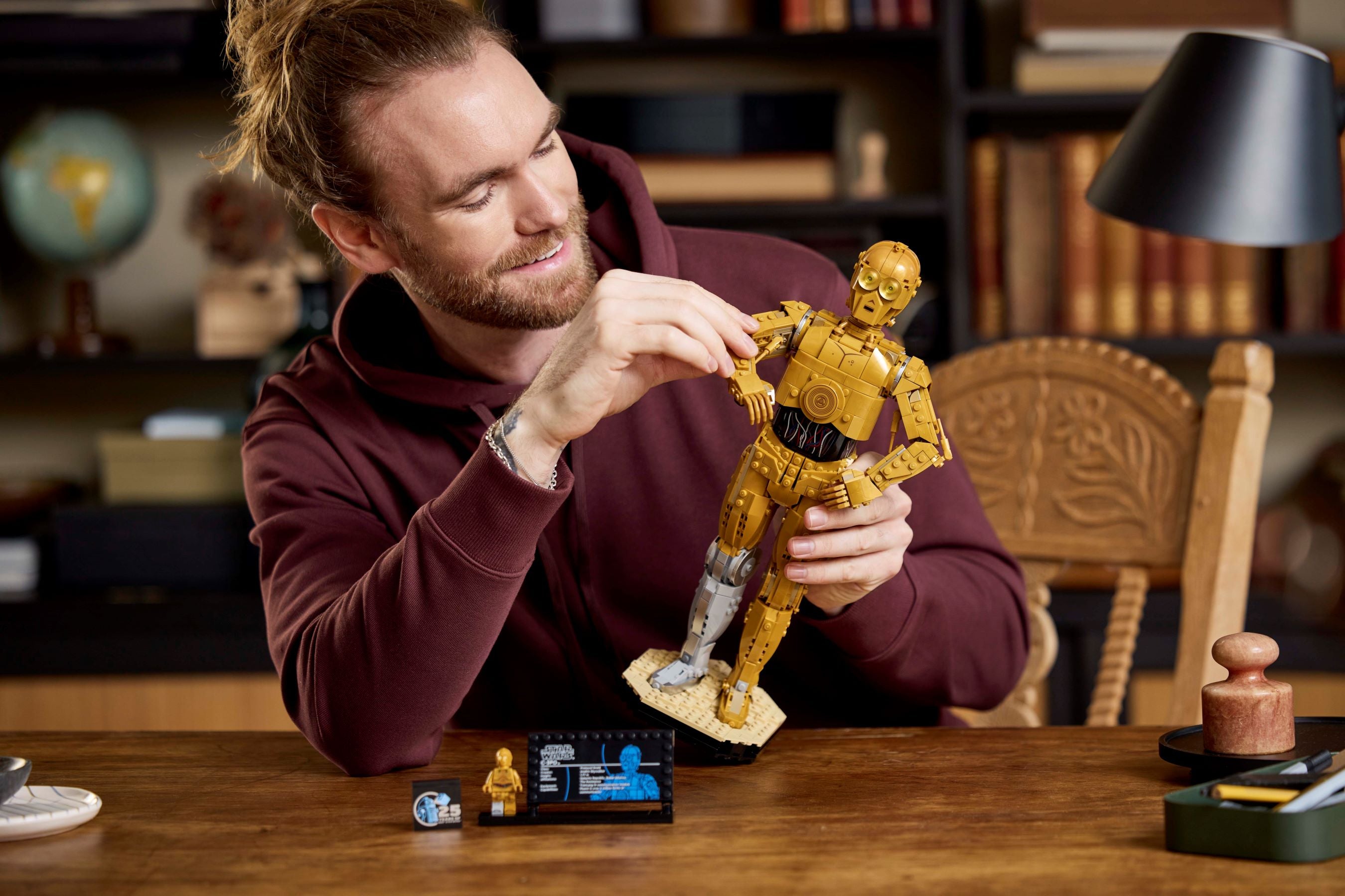 LEGO® Icons - C-3PO - 75398