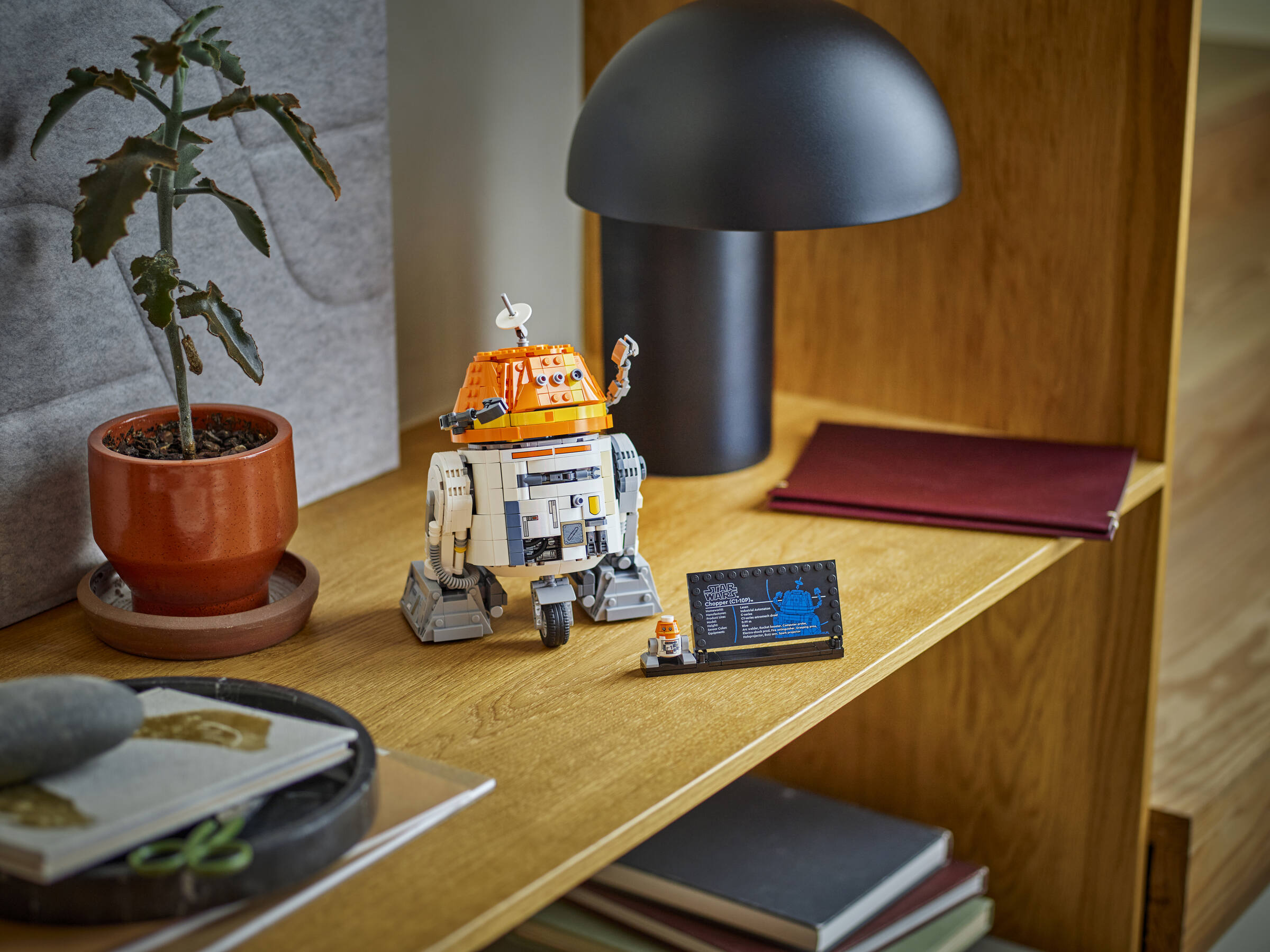 LEGO® Icons - Chopper (C1-10P) Astromech Droid - 75416