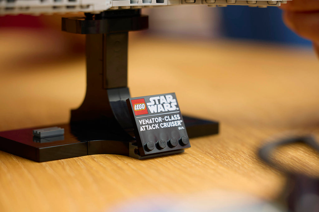 LEGO® Icons - Venator-Class Attack Cruiser - 75441