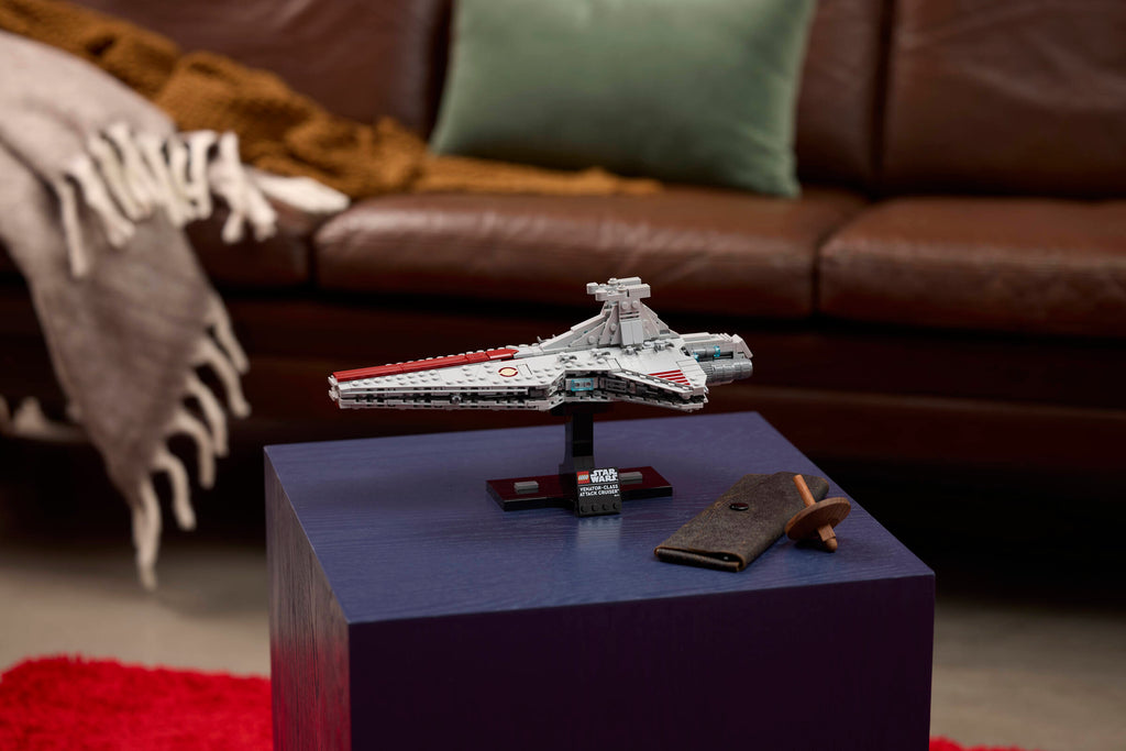 LEGO® Icons - Venator-Class Attack Cruiser - 75441