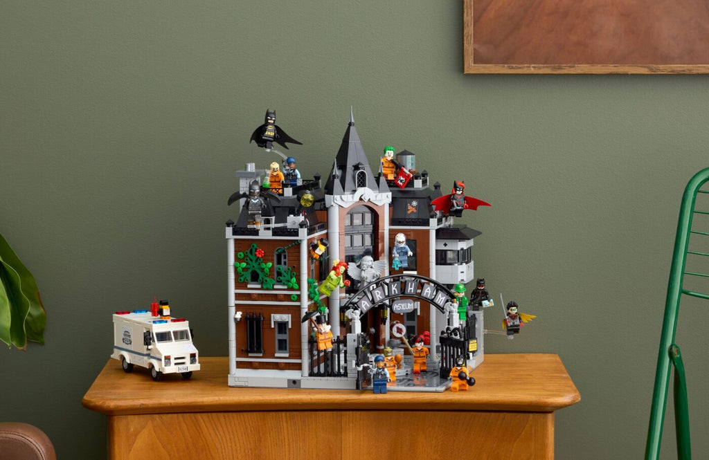 LEGO® - Arkham Asylum™ - 76300