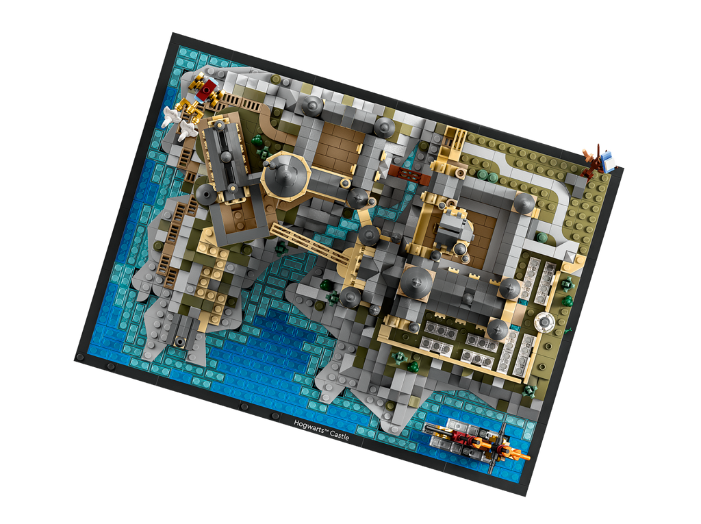 LEGO® Icons - Hogwarts Castle and Grounds - 76419