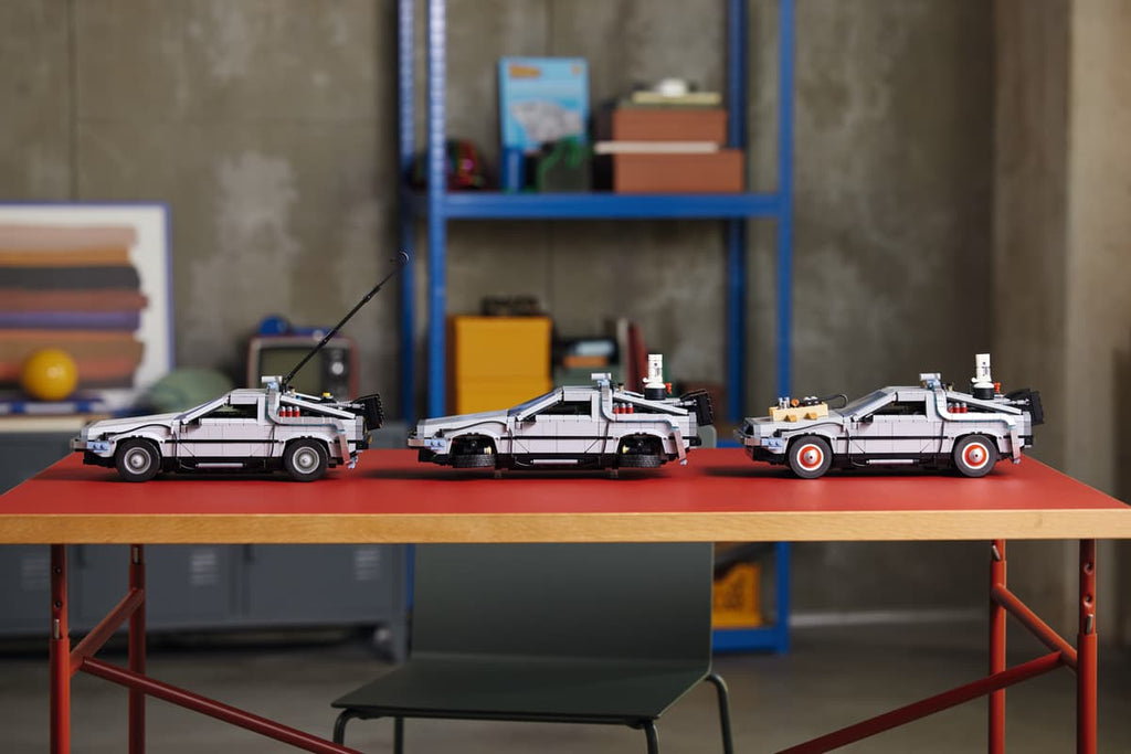 LEGO® Icons - Back to the Future Time Machine - 10300