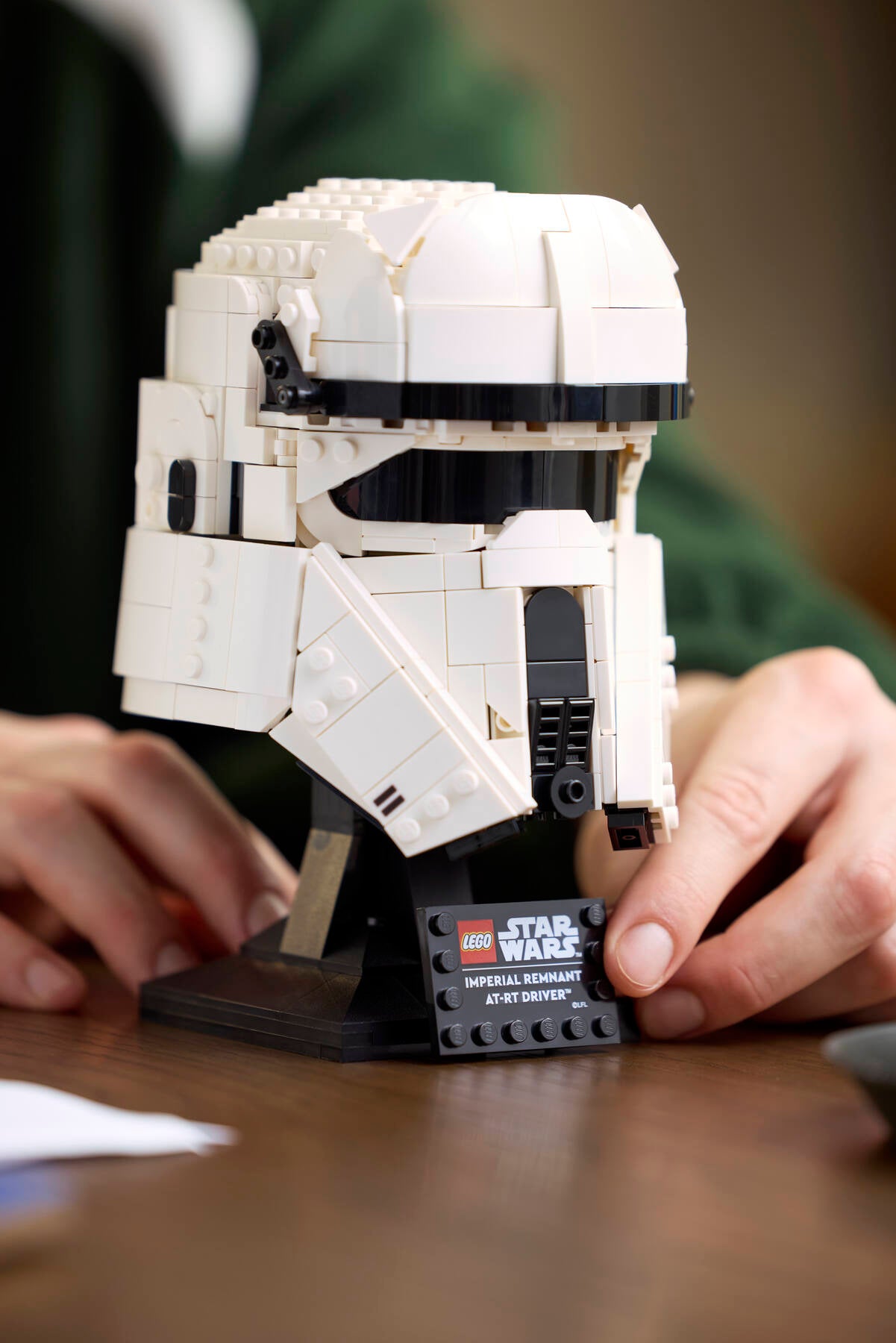 LEGO® Icons - Imperial Remnant AT-RT Driver Helmet - 75458