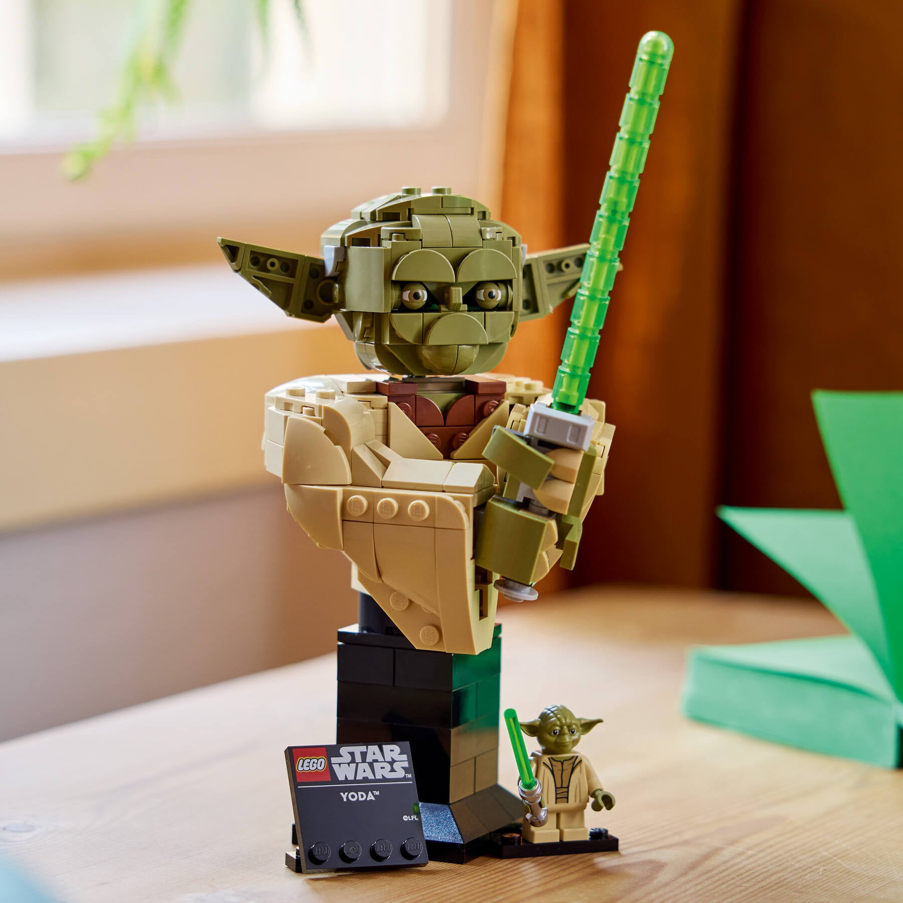 LEGO® Icons - Yoda Bust - 75438