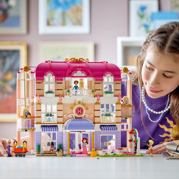 LEGO® - Heartlake City Grand Hotel - 42704