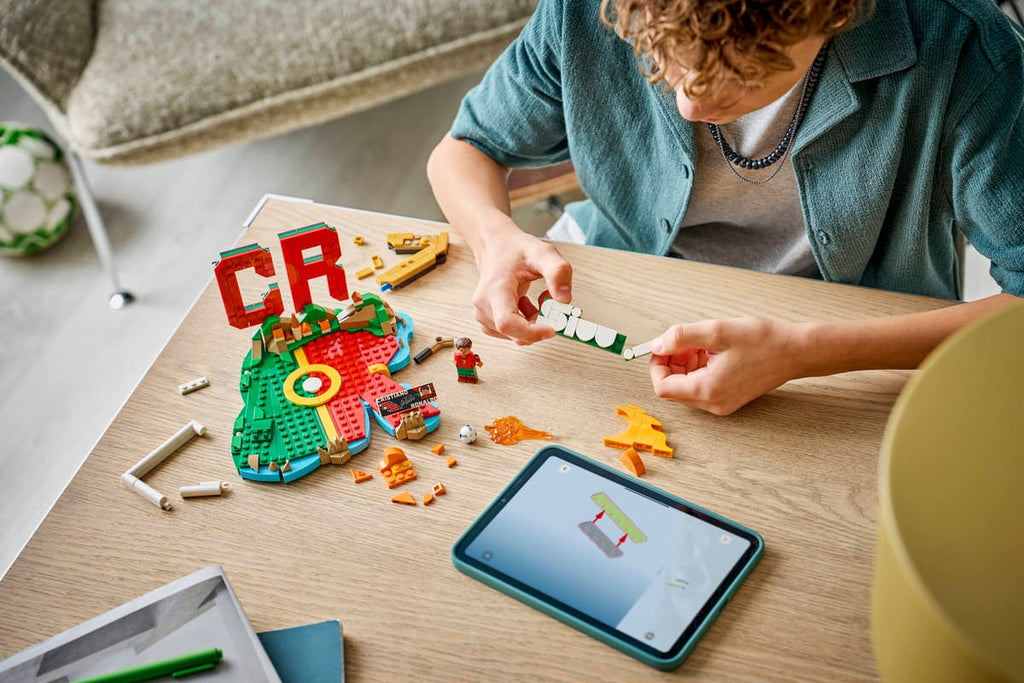 LEGO Editions - Cristiano Ronaldo – Football Highlights - 43012