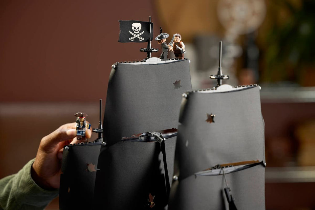 LEGO® Icons - Captain Jack Sparrow's Pirate Ship - 10365