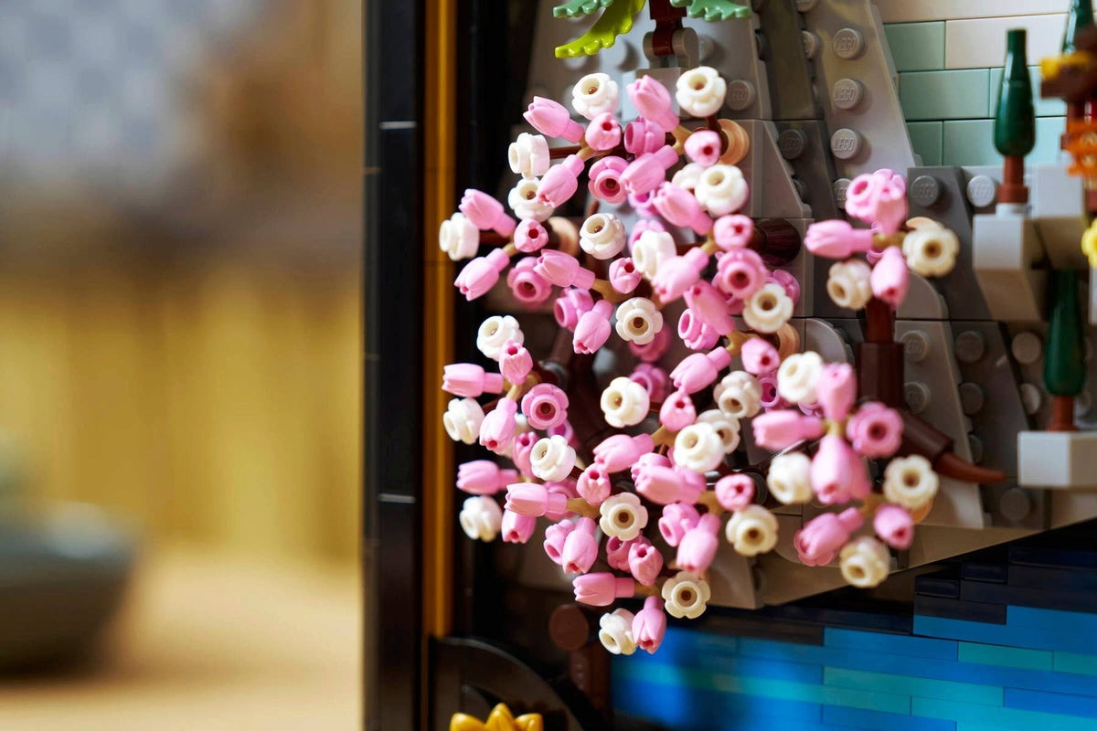 LEGO® - Japanese Cherry Blossom Landscape - 31218