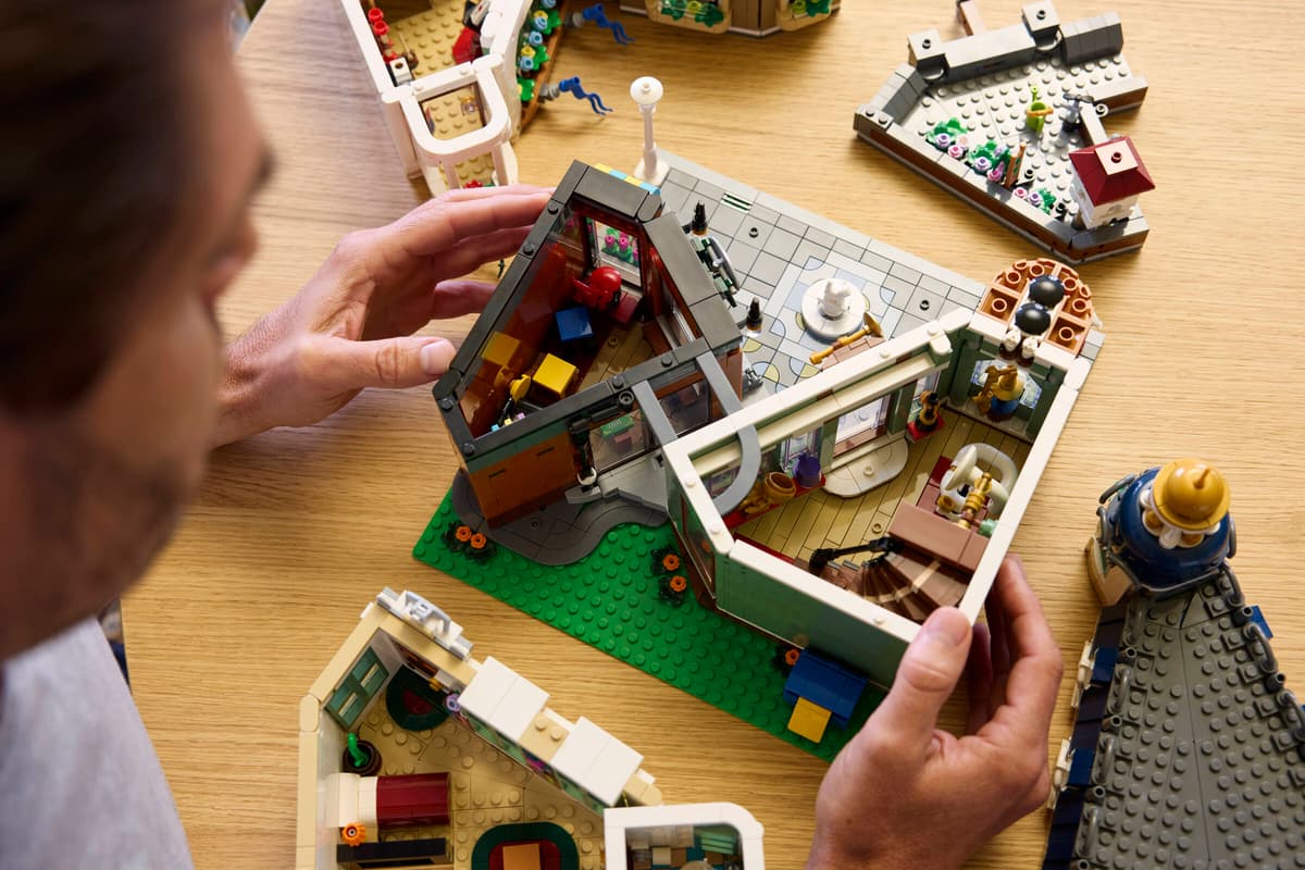 LEGO® Icons - Shopping Street - 11371
