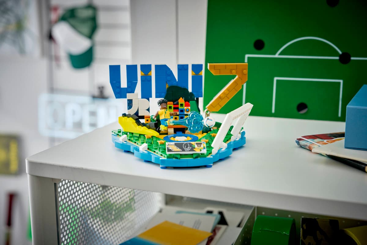 LEGO Editions - Vini Jr. – Football Highlights - 43027